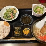 Chanpuru Ya - 半チャンプルー、半沖縄そばセット　1,100円