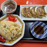 上尾飯店 - 料理写真:チャーハンセット ¥950