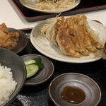 Yaeko San no Gyoza - 