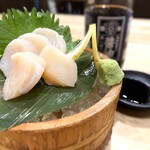 Higashi Mikuni Seafood Shokudo Ouesuto - 帆立貝柱お造り