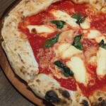 Pizza & Garlic Shrimp LUNA ROSSA - 