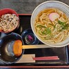 紀玄 - 料理写真:かけうどん1.5玉(半玉増量無料)の、梅ひじきご飯セット