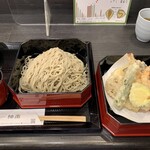 Teuchi Soba Yuraku - 