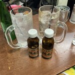 Iroha - 甲類の焼酎と芋焼酎。割材はレモンハイと水。たまに氷を足してくれました。