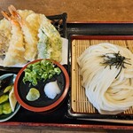 吉崎製麺所 - 料理写真:天ざるうどん