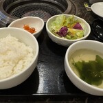 Yakiniku no Gyuta Honjin Bentencho Beitawa Ten - 