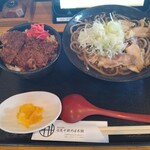 Shiratori Jurou Soba Honpo - 谷地名物セット￥1200