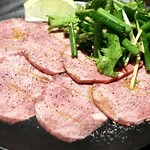 Yakiniku SEJONG Marunouchi Ten - うす切りネギ塩タン