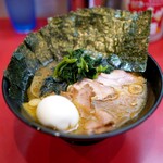 家系総本山 吉村家 - 料理写真:ラーメン+のり+くずれ