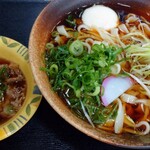 げんき庵 - ちょっと前に食べた冷たい肉うどん大盛温玉