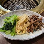 Yakiniku Kuriya Itadaki - 