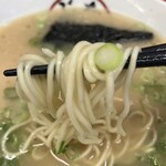 Tonkotsu Ramen Buta no Mura - 麺リフト