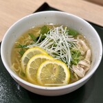 Chita Shokudo - レモン塩ラーメン