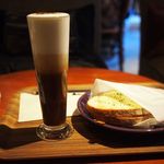 Neighborhood and Coffee Ikejiri 2 Chome Ten - 