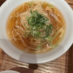 石焼炒飯店 - ハーフ台湾葱そば