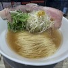 醤油らーめん ピース 豊中店