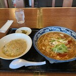 San Ten Chuka ShinEichoten - サンラー湯麺&半炒飯