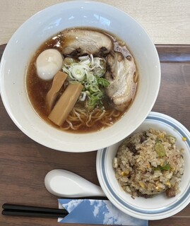 One Coin Shokudo - 半チャーハン&絆ラーメン