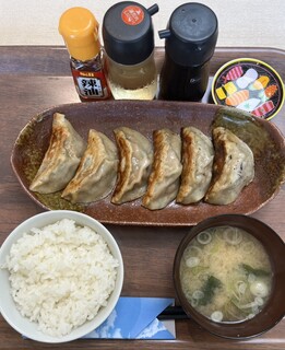 One Coin Shokudo - 餃子定食