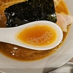 Yokohama Raamen Medaka Do - 醤油らぁ麺