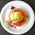 Daikanyama Pancake Cafe Clover's - フルーツデコレ+抹茶アイス 1650円