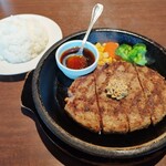 Ikinari Steak Ario Kameari Ten - ハンバーグ300ｇ1290円、ライス250円