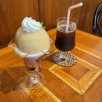 Cafe Missponne - 桃のバスチーパフェ＆アイスコーヒー