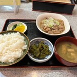 番外地 - ★もつ煮込み定食（750円税込）★