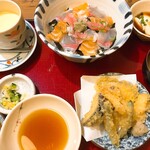 山海馳走 おおいり - 料理写真:海鮮丼定食天ぷら付き