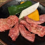 Sumibi Yakiniku Shichirinbo Inadazutsumi - 