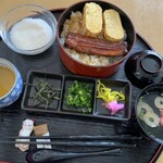 鰻cafe ゆきちっ - 料理写真: