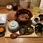 UNAGI NO OTAFUKU Sakae Moto Ten - ひつまぶし上（2,600円＋税）
                        満月たまご（180円＋税）