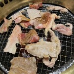 本格焼肉・韓国家庭料理 食辛房 - 