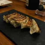 Stand Shan Shoku TOKYO Ebisu Champagne & GYOZA BAR - 