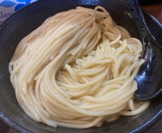 Echigo Ishin Yuzawa Honten - つけ麺の麺