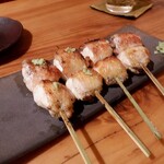 Sumibi Yakitori Hirotori - 料理