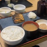 一夜干しと海鮮丼 できたて屋 - 