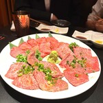 Yakiniku Inoue Hanakoganei Honten - 