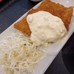 うお市 - 白身フライは、サクサク、ホクホクで美味しい。