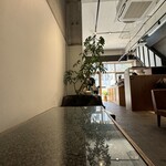 Ito Coffee Kissa Shitsu - シックな店内