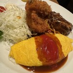 KITCHEN JOS CIAL Sakuragicho Ten - 大人のお子様ランチ。オムレツ、チキンカツ、ハンバーグ、エビフライ。