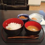 Tamago Ya Toyomaru Matsuo Ten - たまごかけご飯定食と、とりそぼろ