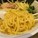 Yokohama Iekei Ramen Nakajima Ya - 麺