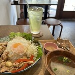 THAI CAFE SIMPLY BEST - 