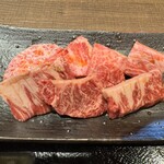 焼肉 しまだ家 - 黒毛和牛ロースとハラミ