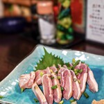 Izakaya Yakushima - 地鶏のタタキ