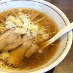 ラーメン 一刻 - 料理写真:醤油　牛骨ラーメン