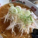 吉兆佐 - 料理写真:味噌ラーメン  もやしたっぷり