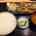 味食道　引田屋 - 料理写真:もつ煮定食