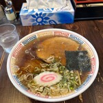 秀航園 - 料理写真:「正油ラーメン」850円（2024.4/18）